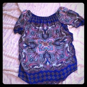 Off the shoulder dress, super fun and flirty!